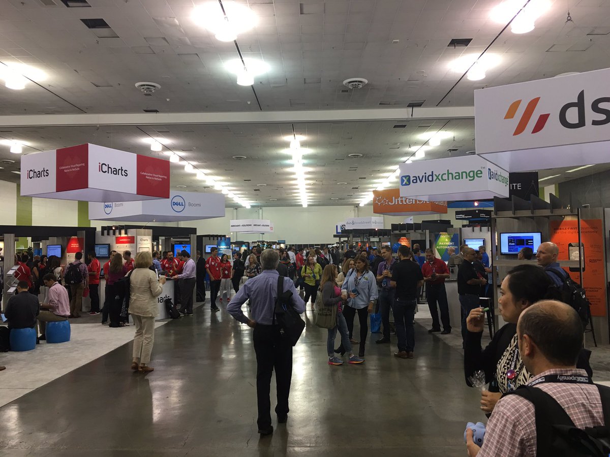 SolidPartnersIn's tweet photo. At the NetSuiteWorld16 #NSW16 #NetSuite #TweetForStanley529 https://t.co/yQxj01LsT9