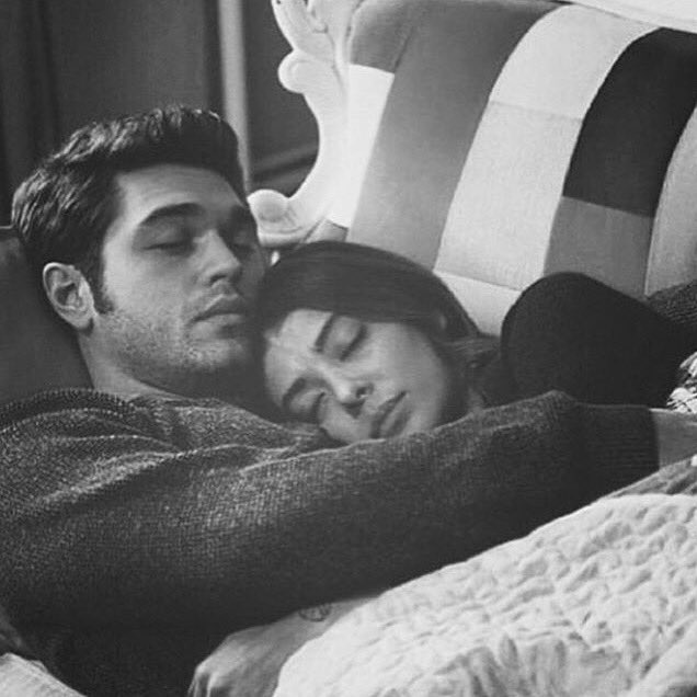 mshal501's tweet image. لو ضايقك هذا الفضا
وتعبت ترتب لك كلام
خذ من حضني رضى
توسد ضلوعي و نام
سنابي 
M.me77
.