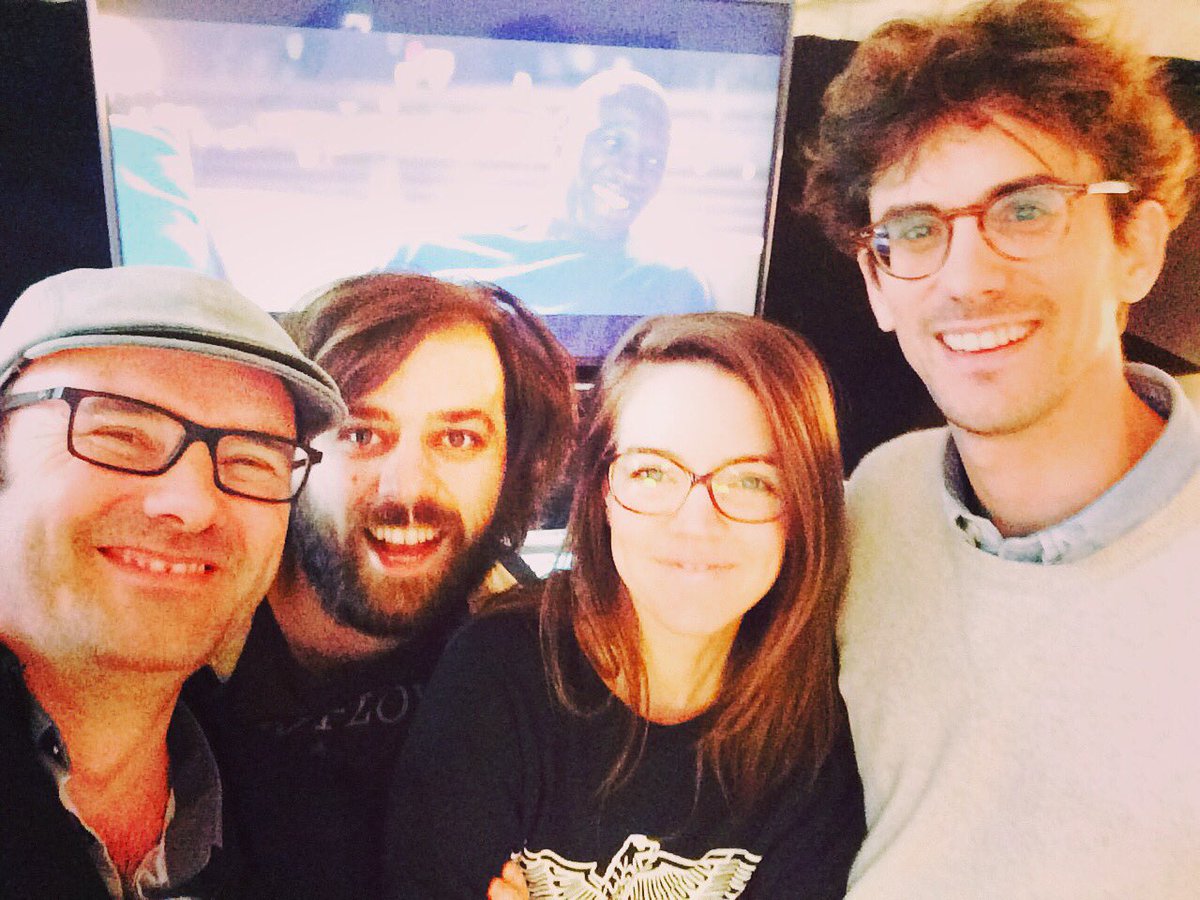 hugogelin's tweet photo. DEMAIN TOUT COMMENCE... Avec l'équipe montage au complet! Merci pour tout! Je vous kiffe! https://t.co/4Y8nDuhpMB