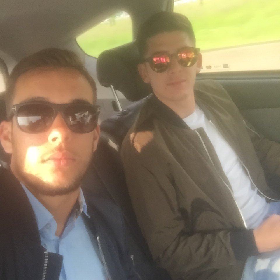 lapioche118's tweet photo. Direction Rolland-Garros supporter le frero @laurentlokoli #Forzaaaa 💪🏻💪🏻 https://t.co/IoVAkEUwa0