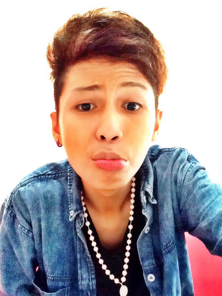 G_iooo's tweet photo. 😄😜😎🤘🏻 https://t.co/m1I80Auf13