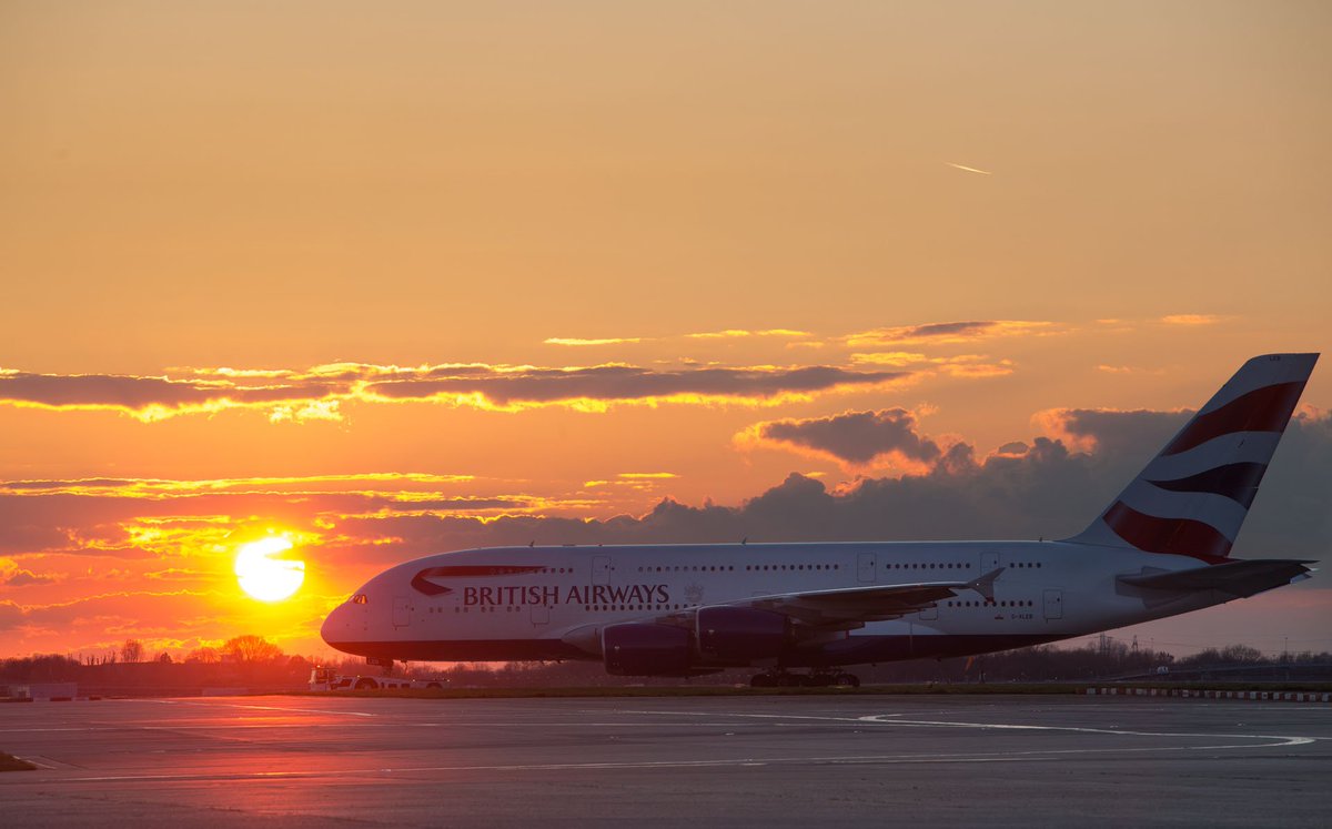 HeathrowAirport tweet picture
