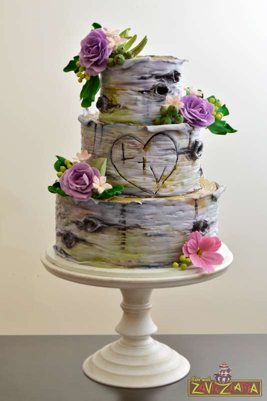 ZZAVRZLAMA's tweet photo. #weddingcakes #weddingcake #svadbenetorte #svadbenatorta #rusticweddingcake #treeweddingcake #birchweddingcake https://t.co/JICKOIDfIX