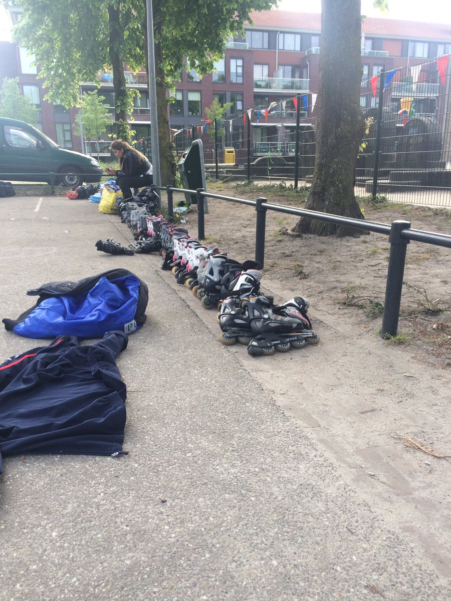 bsStJozef's tweet photo. Wij zijn er weer klaar voor! #Skate-a-way #verkeersweek https://t.co/2KLm86ocOk