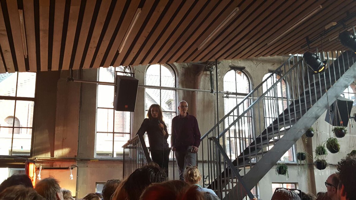 MartenLeurdijk's tweet photo. Dit was een hele mooie avond. #première #JongeHeld #willemekkel https://t.co/ktFTg1wUAv