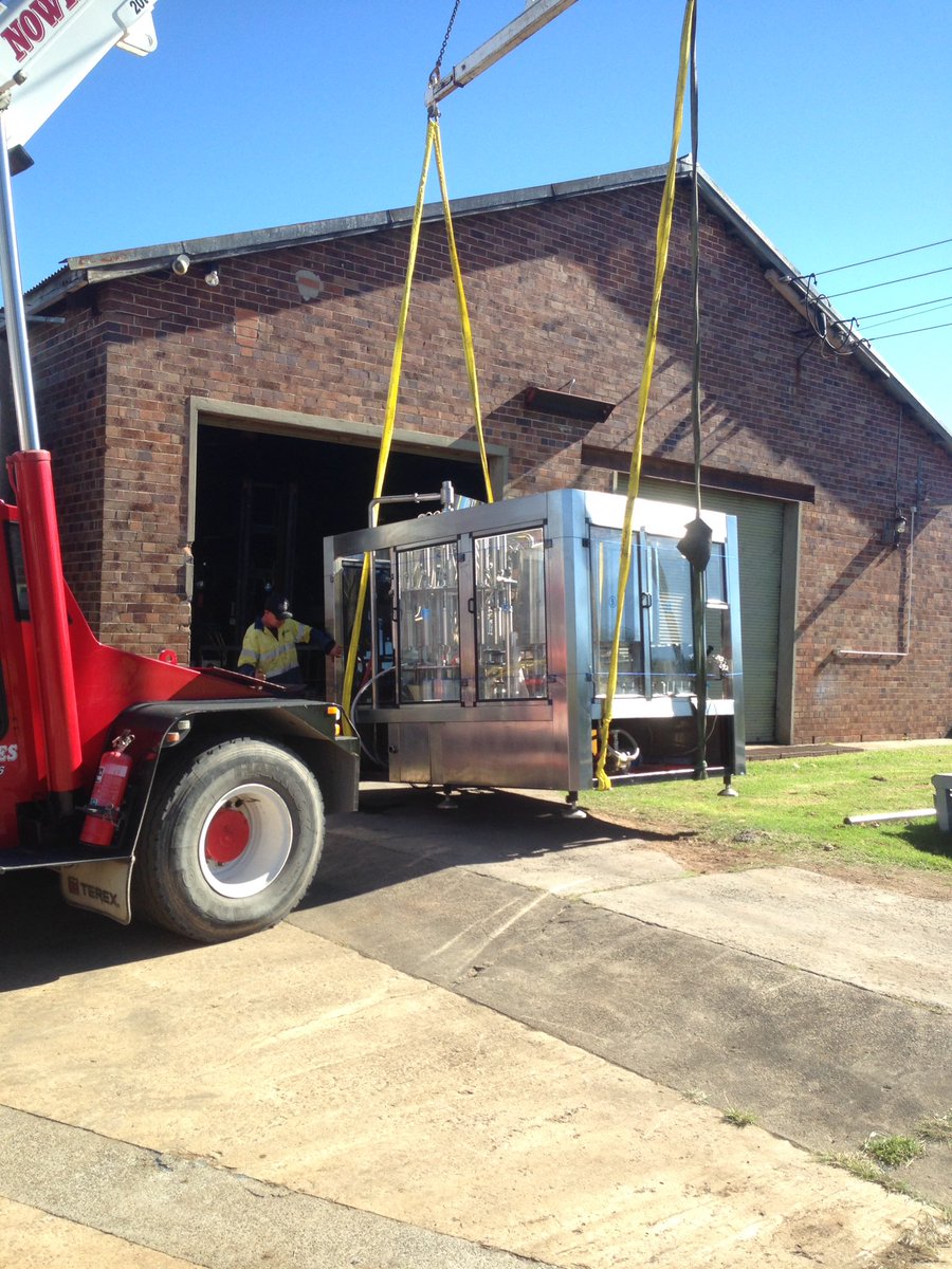 distilerydirect's tweet photo. Bottling plant@Gerringong#headingnorth#mackvilleplant#morefirepower#east151vodka https://t.co/qmQEmWiNd6
