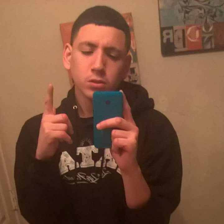 Rip Danny , always remember middle school with you, always making me laugh and smile. #RIPDanny https://t.co/snZmJbpctz