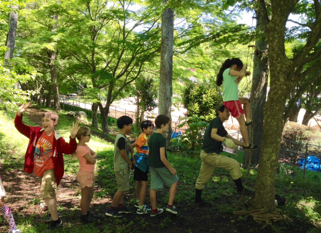 3mYIS2017_18's tweet photo. Gr.4 Camp, Day 3 update: lots of outdoor activities and games. Heading back this afternoon. #gr4camp https://t.co/GuIGIzqq6E