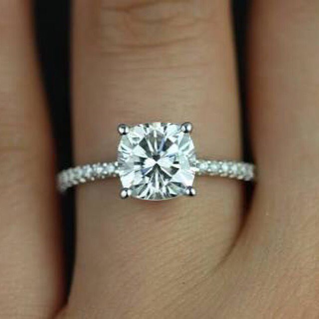 ocp_82's tweet photo. She said yes#happy Client#love of her life https://t.co/4LZWmmlzs4