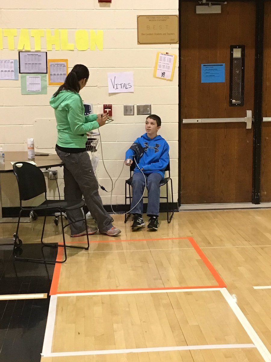 jenbacmck's tweet photo. ~150 free sports physicals were done today at @Fredonia484! Thanks to all who made this possible! https://t.co/sO2CreBhGI