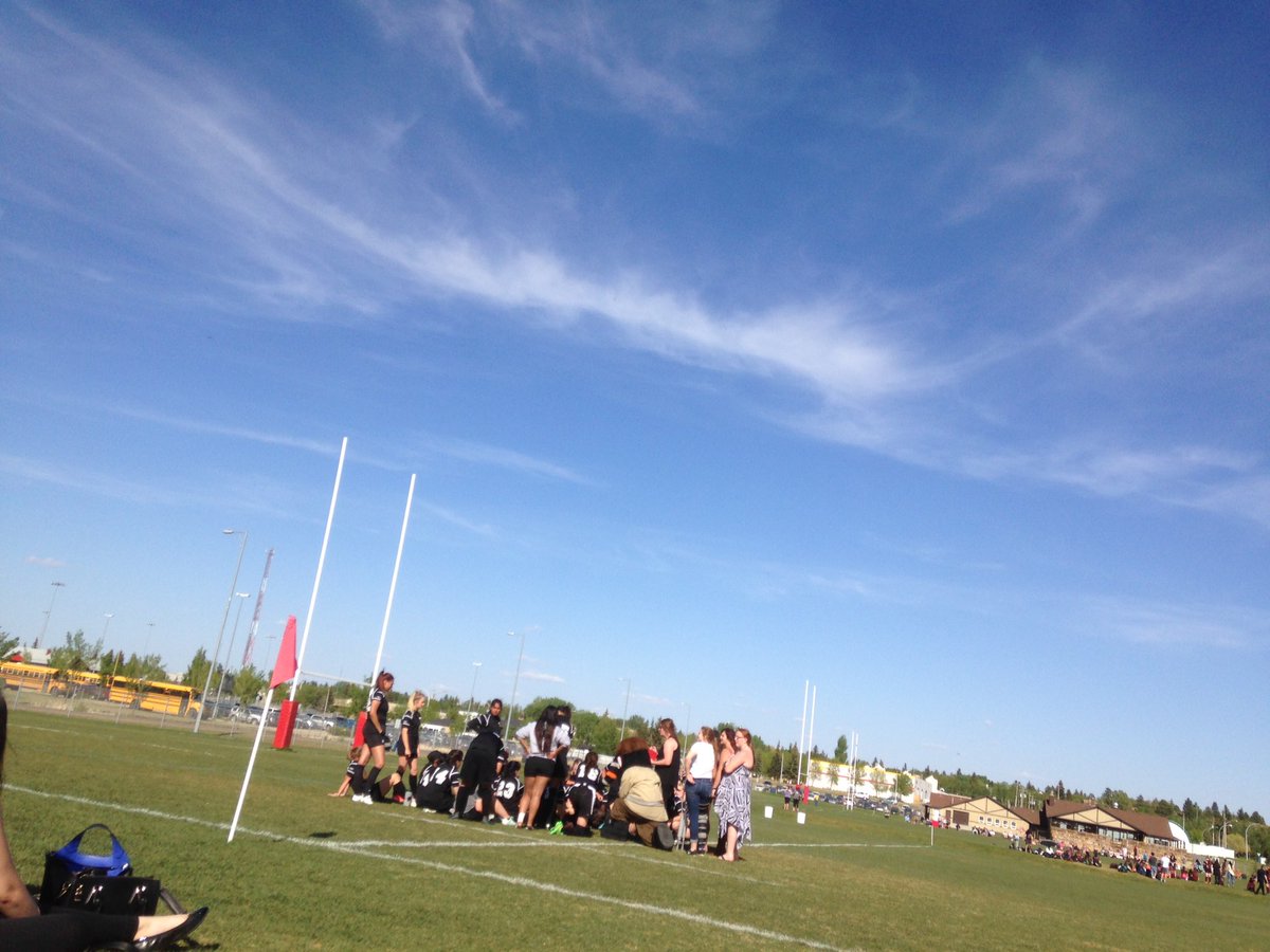 melazerte's tweet photo. 🏉Congrats to women's rugby on a great 2016 season &amp; thanks to all MEL supporters at the game @melazerte #wethenorth https://t.co/T3SwC9ZQAW
