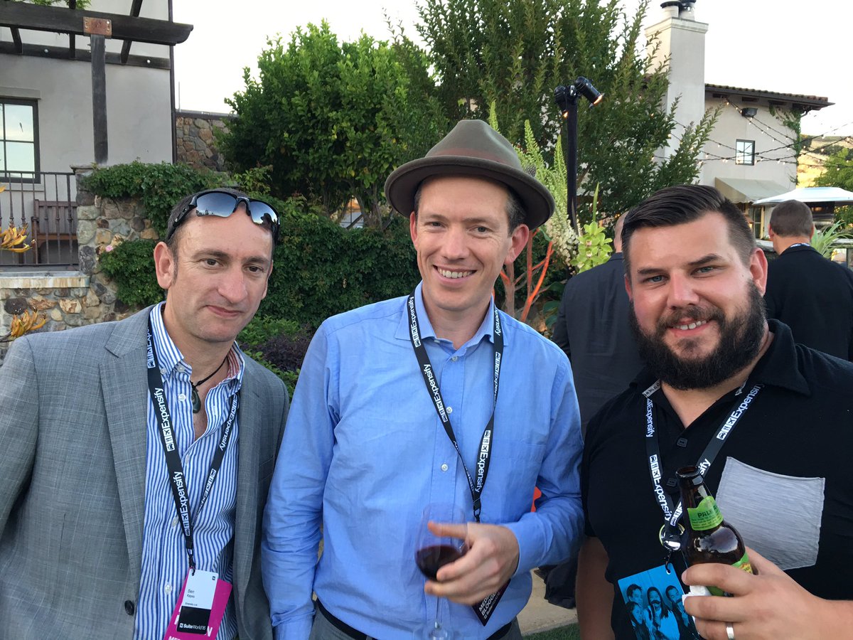rwang0's tweet photo. MyPOV: here with @benkepes @sholtomac @benirving officially now down under #NSW16 @ClosLaChance https://t.co/NQ4jRQMiEh