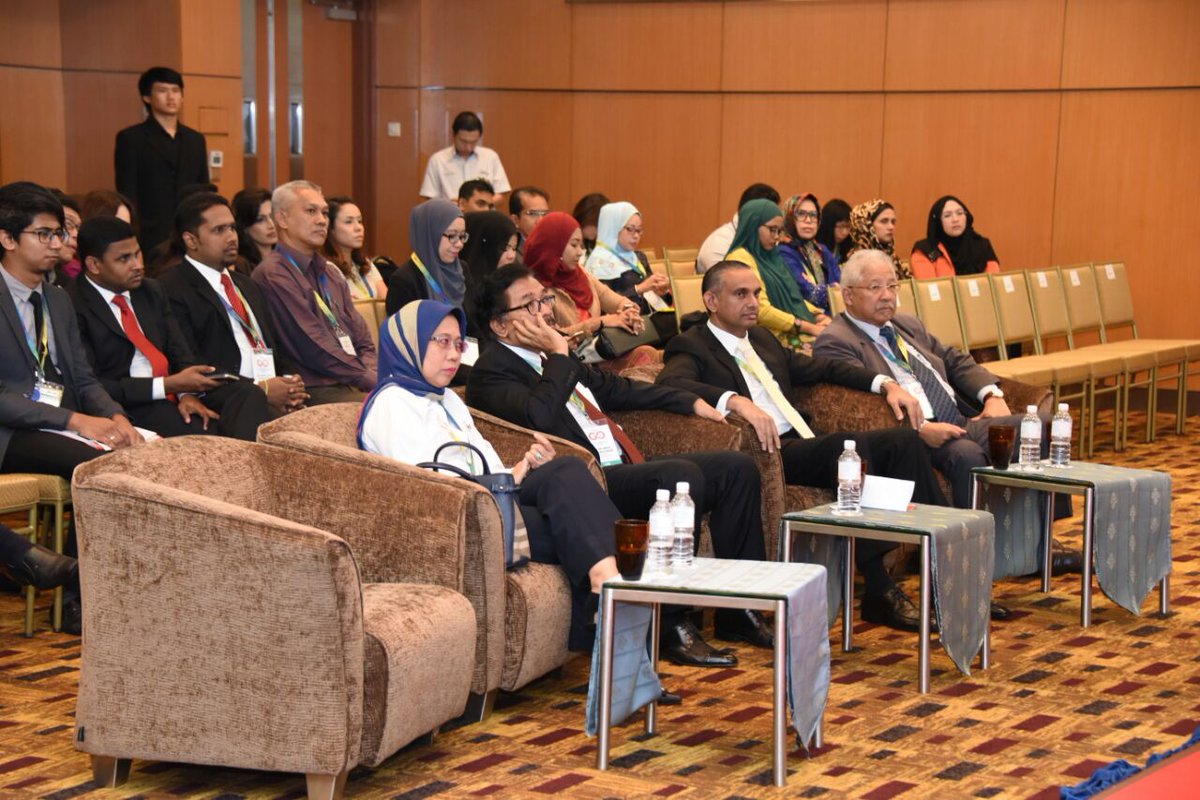 sekretariatseed's tweet photo. Micro Business: Its not just Plug &amp; Play by YBhg Datuk Dr. A.T.Kumararajah in SMEs GO Conference 2016 @lakssmitha https://t.co/QFJT9MHqg1