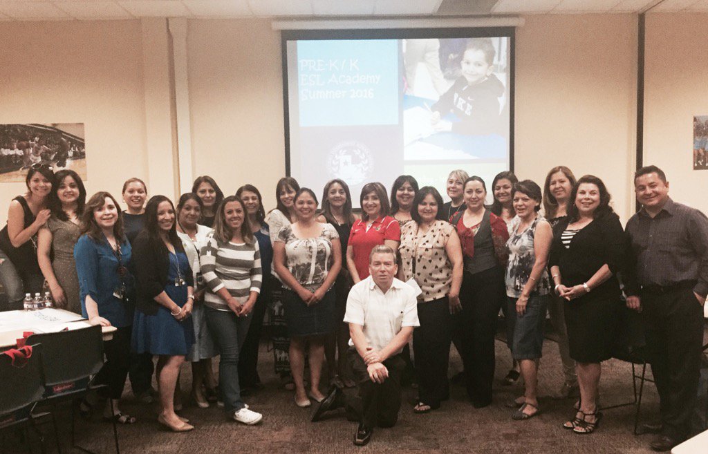 MzgeeNora's tweet photo. Pre-K and Kinder ESL Academy Teachers!  You are going to make summer learning fun!!!! #ESLAcademy #teamsisd https://t.co/Ikxq2kXzLp