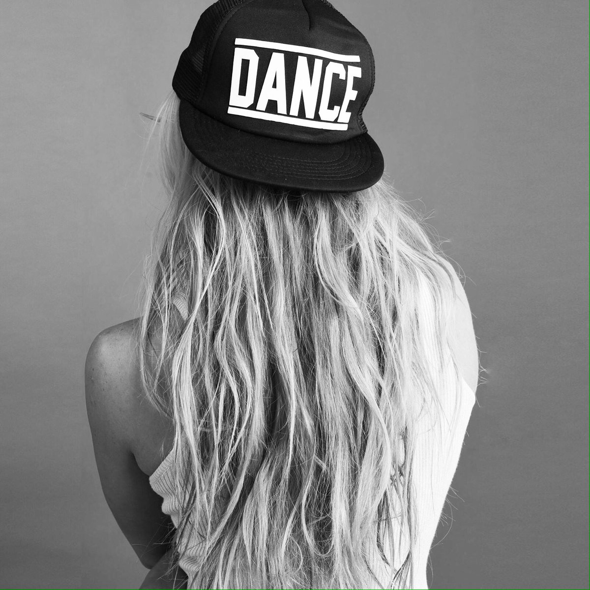 Dancing with the feet is one thing, but dancing with the ❤️ is another.  @PleatedEmpire #RochelleJahdiphotography, image size:1200x1200