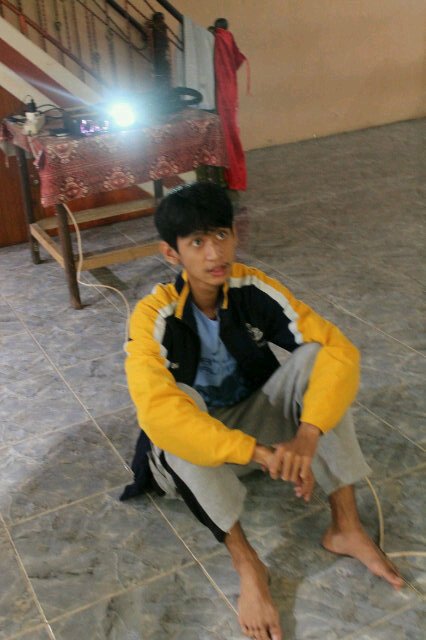 Congraduatioon buat abang jangkung jago pemrograman kita, bang damar.. Semoga berkah dan sukses ya mar :)