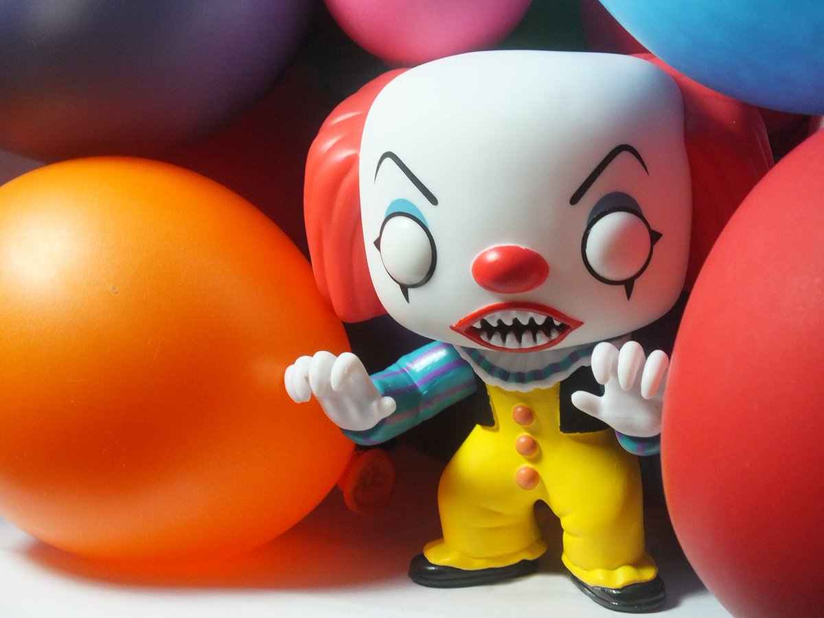 bellgrape's tweet image. Esta es la foto que más likes tiene en mi Instagram 😂 Yo la amo. #PennywiseTheDancingClown #funkopennywise #funkopop