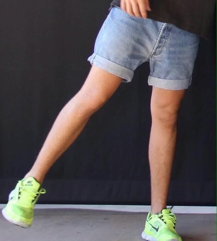 wastedlouist's tweet image. Can we talk about Harry's legs? I mean ho-