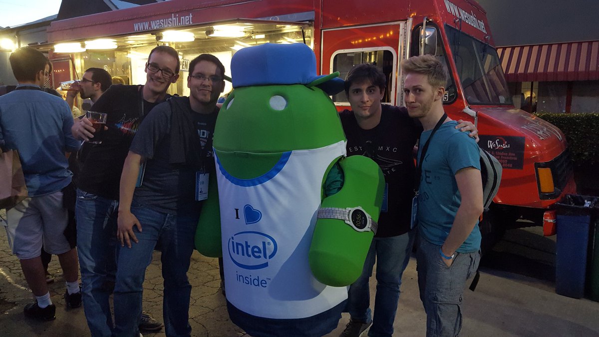 marcospaulosd's tweet photo. Intel Party is great!!! #io16 #intelparty https://t.co/5WUzBH2X35