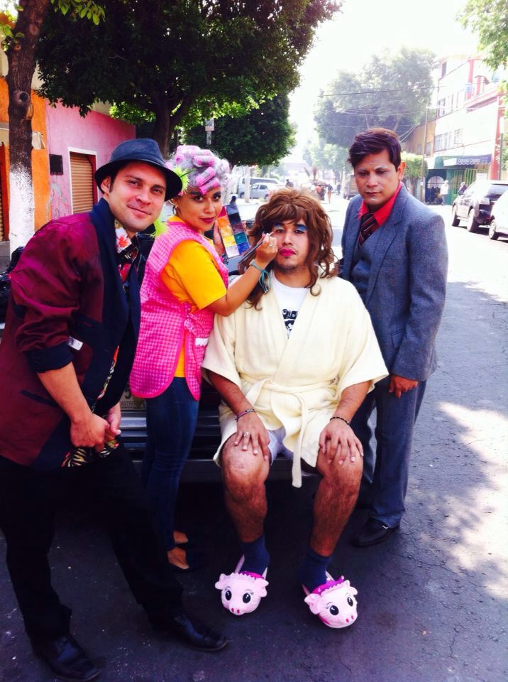 JuglarFrida's tweet photo. .Con Julio César Moreno Rivera somos los Cómicos de la Nueva Izquierda! https://t.co/Ad4KBDTH5F