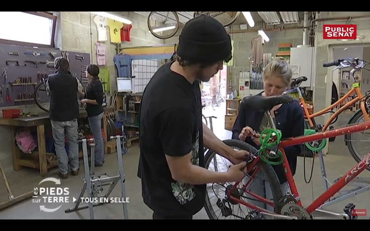 ArcadeCycles's tweet image. A revoir sur @LCP "10 ans de #VLS" dai.ly/x4a8rlt avec @PAVelo_Nantes @Ze_Plombier 
@assoVelocampus #LPST