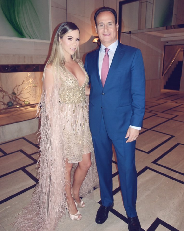 jdbalart's tweet photo. @ximenaduque gracias amiga por siempre ser tan linda! #50masbellos https://t.co/ZlzvsBSNVj https://t.co/XnNe05ZTGK