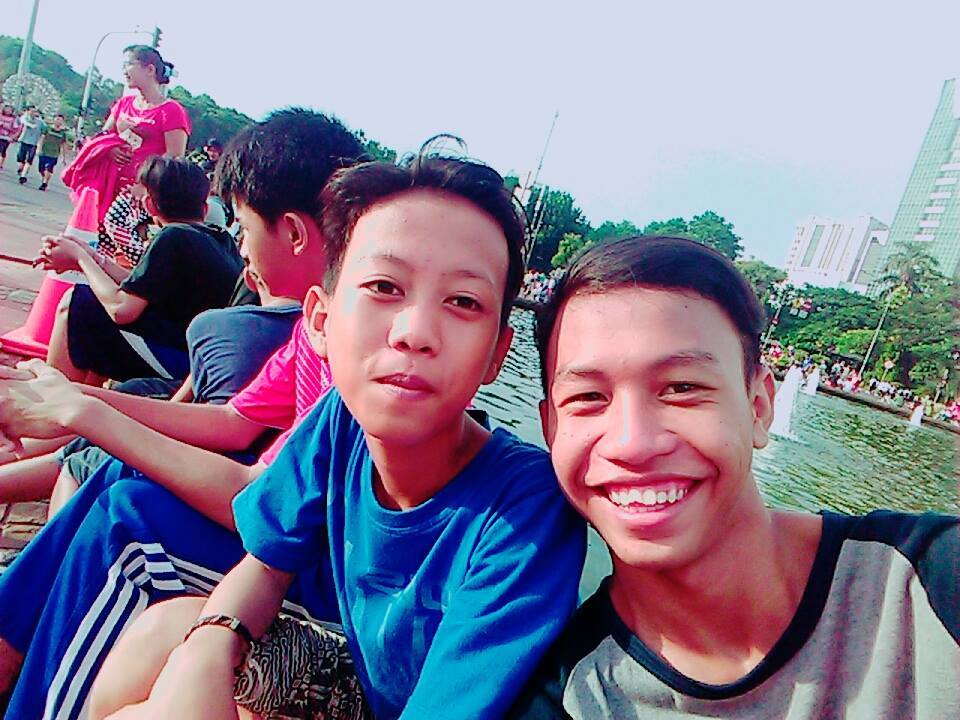 smith_essa's tweet photo. My Best Fried ;) , Selama yya Takan Terlupakan :D #MyBestFriied https://t.co/bkIW7BRfs0
