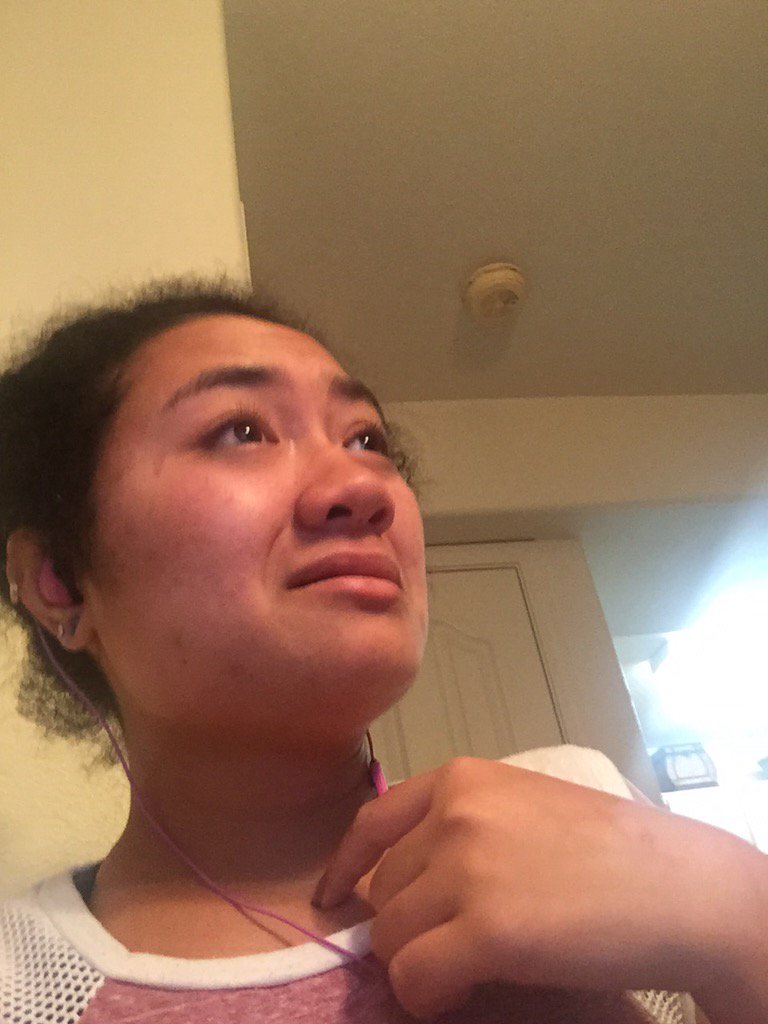 Sammymassagli's tweet photo. When your parents say they're proud of you 😭😊 https://t.co/LVSLRRsgqi