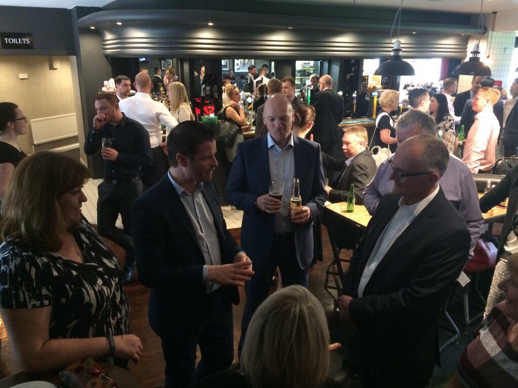 Thx to <a href="/PaulLyttonMagic/">Paul Lytton</a> for entertaining us last night, awesome , highly recommend #lifeatsage