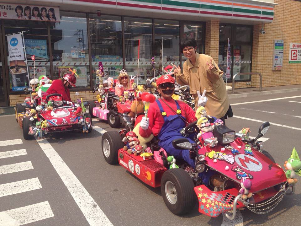 ট ইট র うっしー ルーラー札幌 リアルマリオカート軍団に遭遇したので 一緒に写真を撮ってもらいましたー 感激 リアルマリオカート