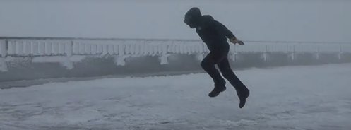 710WOR's tweet image. .@LenToddWOR  Watch Hi-Winds Lift Guy off his feet #Imflying 
bit.ly/1Xz8Mn1