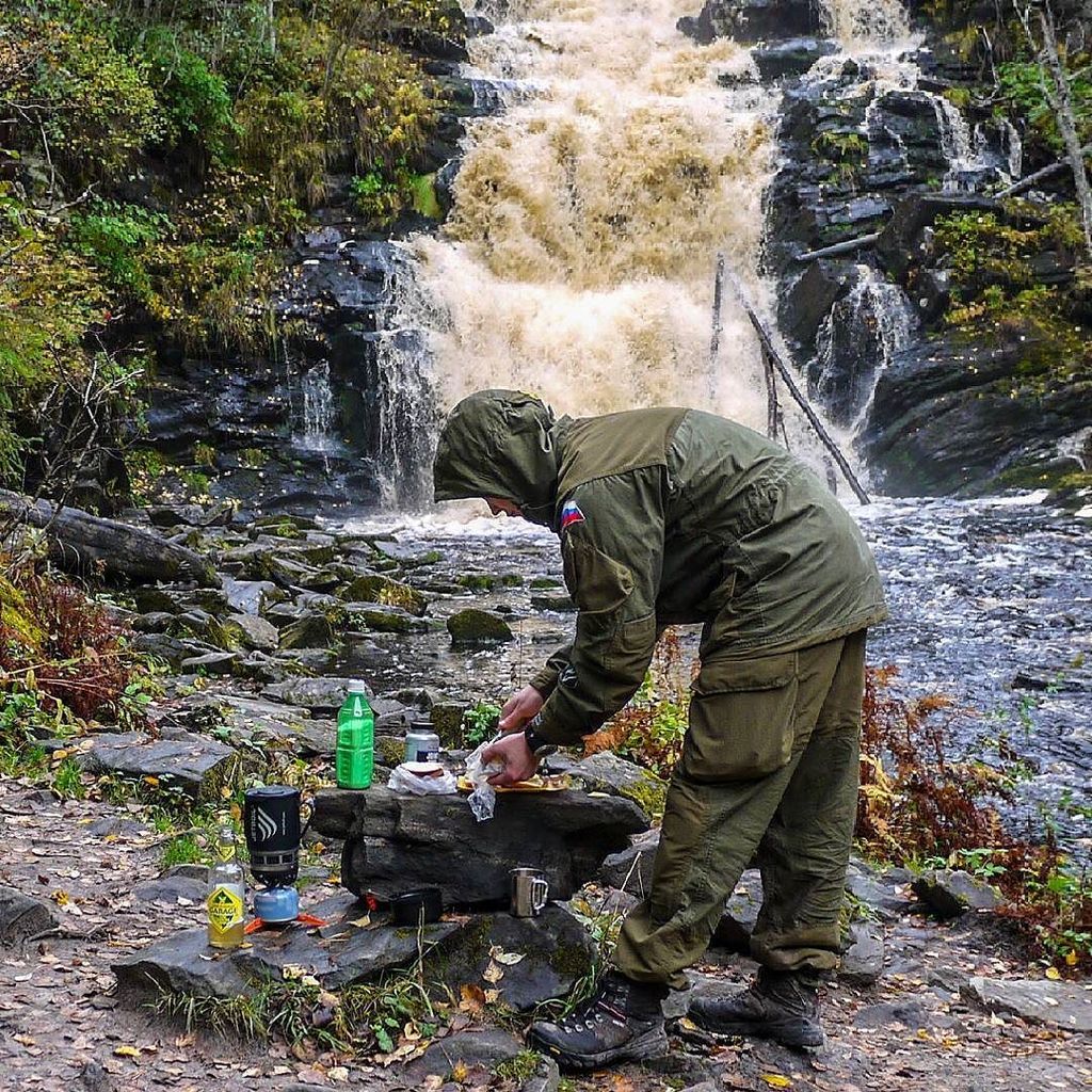 weBikepacking's tweet image. kalamaihtis / #sivera #madeinrussia #maral #terranova #solarcompetition #tent #shimano #autumn #cold #forests #fore…