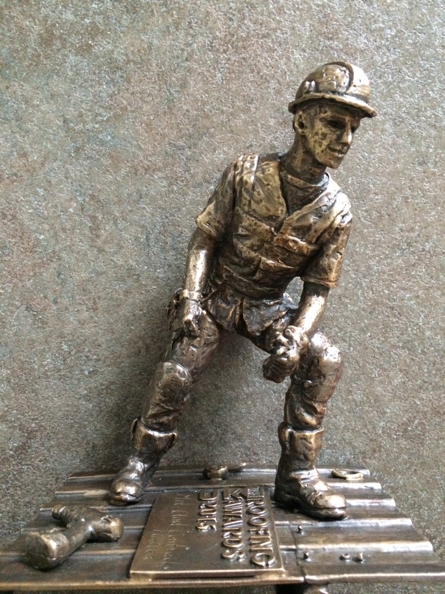 MetCladContract's tweet image. Fabulous Award @UKRoofingAwards  @bandkbuild for Friars Walk Development! Newport! #VerticalCladding #Rainscreen