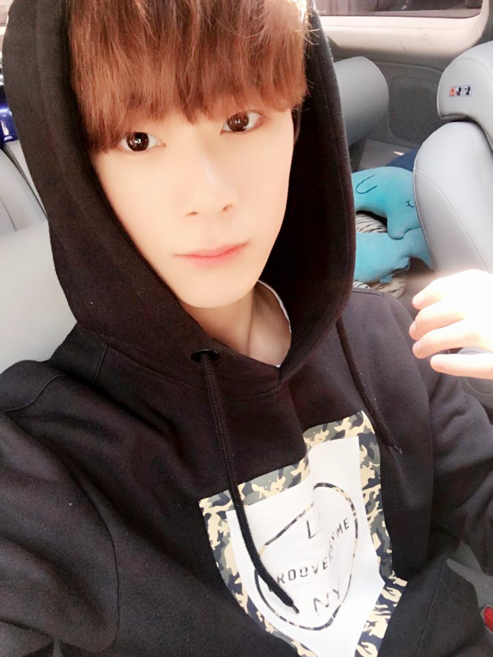 ASTRO 아스트로 tweet media
