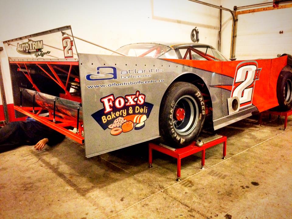 OSCAARRacing's tweet photo. .@HawnRacing unveiled a new look for his super late not long ago. He'll be at @FlamboroSpdwy this weekend. #OSCAAR https://t.co/o7BKhRRUvf