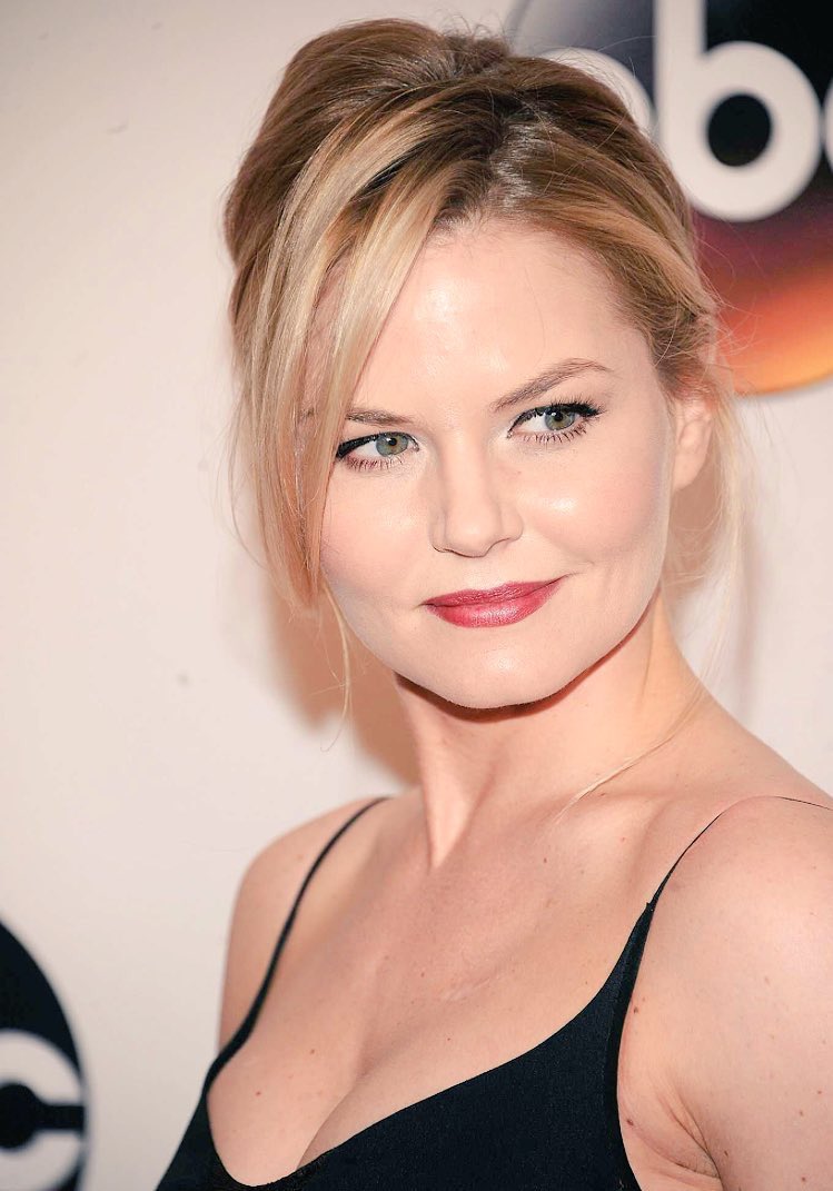aycaptainswan's tweet photo. She's so beautiful I can't https://t.co/wPs1KuvG1u