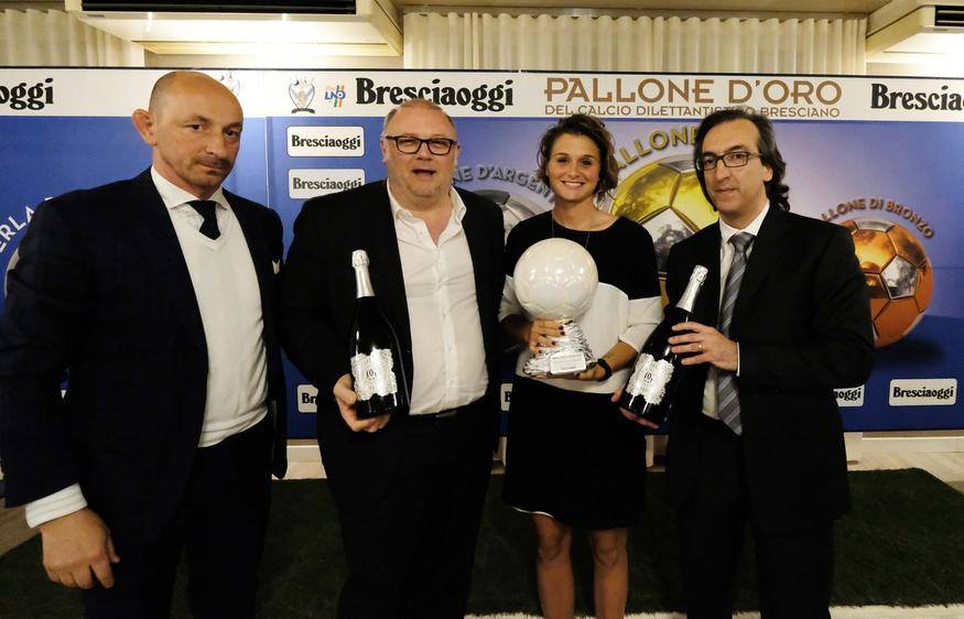 CesariGiuseppe's tweet photo. Cristiana Girelli vince la Perla del gala Bresciaoggi, premiazione dedicata al calcio dilettantistico bresciano. https://t.co/wPuZvopeJn