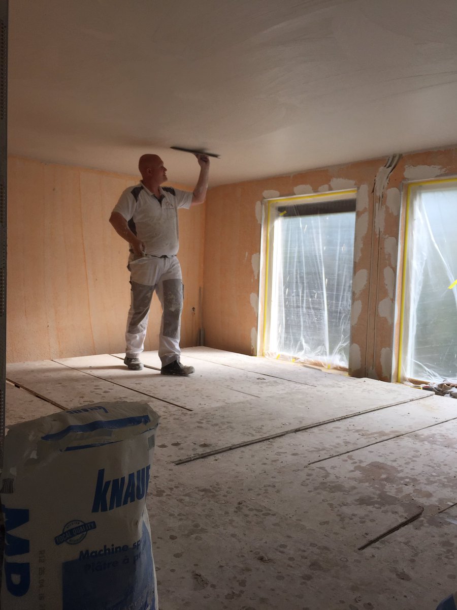 #plafond weer doorgeschuurd en nu strak #sausklaar afwerken #knauf #mooimateriaal