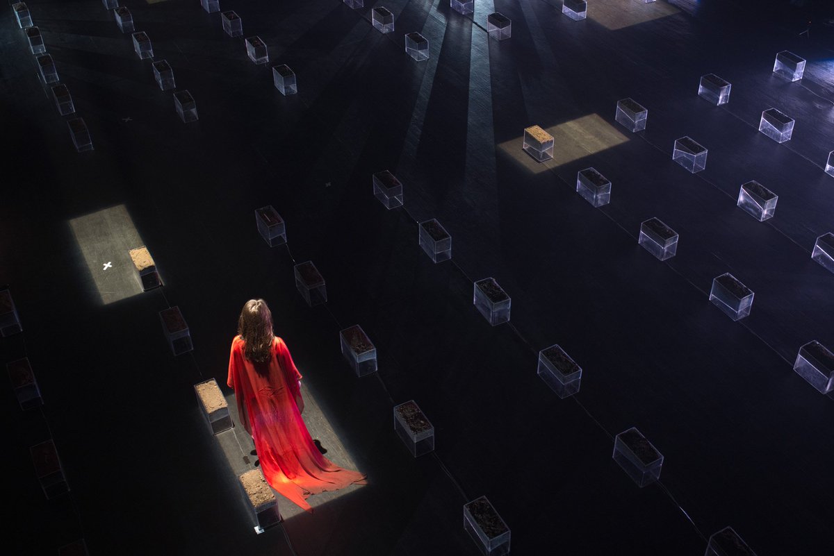 Tallieu_Art's tweet image. #anneliesvanparys @Operadagen #hetgeluidmaastricht #ensembleplatypus - bit.ly/1Oz5sAX photo: @TruiHanoulle