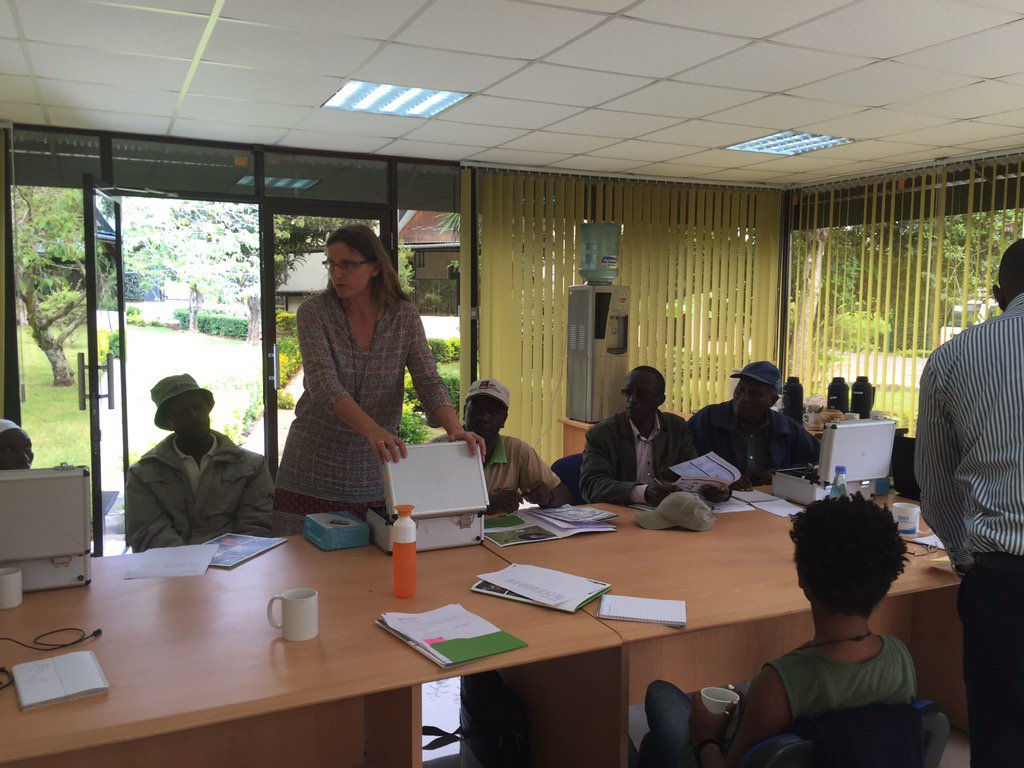 SoilCaresFoundn's tweet photo. The first field trial training has started! #scanningforsuccess #everyfarmerbenefits https://t.co/t808dxNBk8