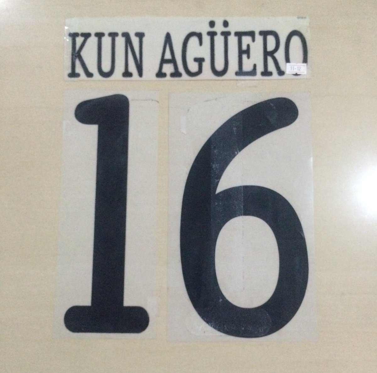 _SoccerBloopers's tweet photo. #LSB12

NNs Kun Aguero
Man City 11/12 UCL
ORIGINAL https://t.co/LzUoQQWCGB