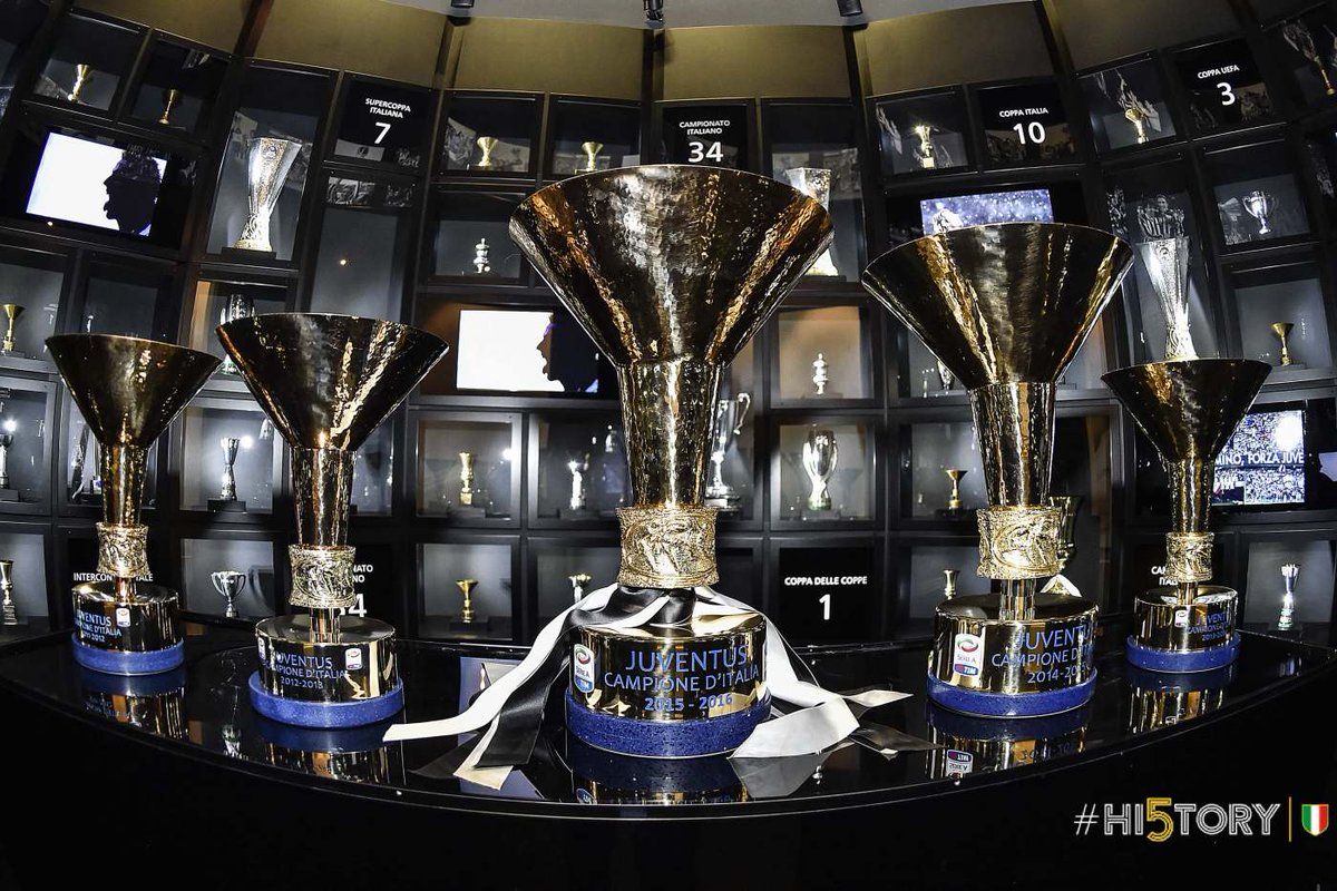 juventusfc's tweet image. Che ne dite? Vale la pena di fare un salto al #JMuseum? juve.it/FyMy300jyVr