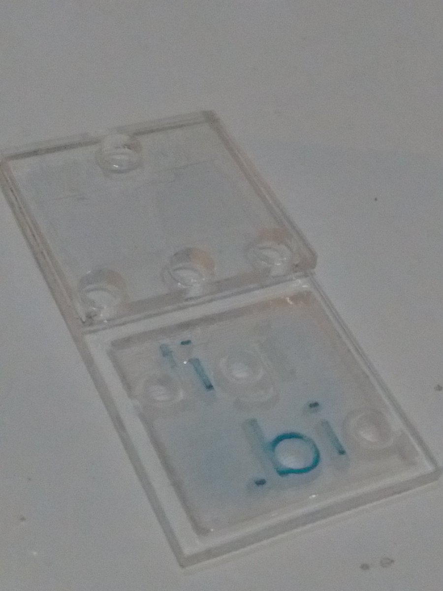 livelyroland's tweet image. Great open wetlab @waag yesterday, we lasercut new microfluidic chips for #digibio @pietervboheemen @digi_bio