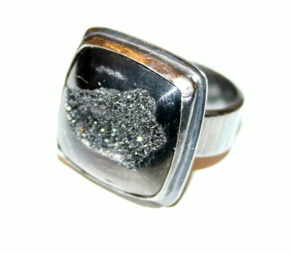 KatBLondon's tweet photo. Druzy Dreams Ring https://t.co/95WhJDWtEA