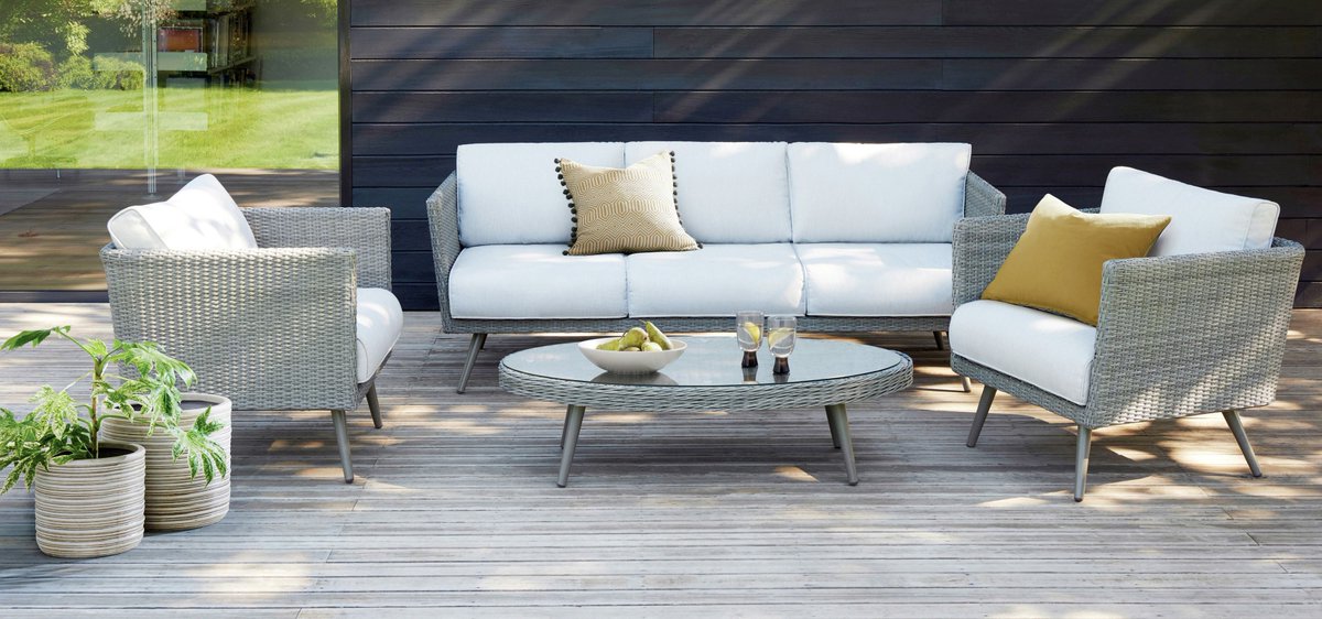 propertymail's tweet image. Think of your garden as another room, then you'll pick furniture that matches your lifestyle.propertymail.co.uk/article.php?ai…