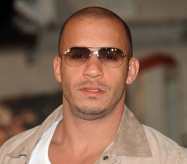 reenabhagatt1's tweet photo. #Seepics : #Hollywood actor @vindiesel_actor 
@vindieselfacts @VinDieselPage @VinDieselFF 
https://t.co/H72D2p80fm https://t.co/DhRyXJ8aWH