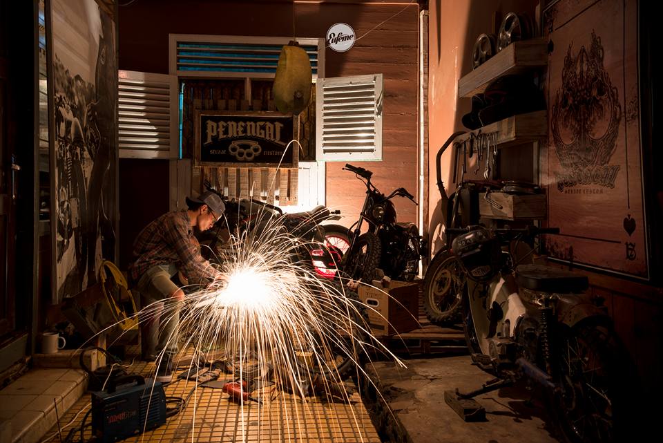 TRGactive's tweet image. Mau foto2 keren bareng fatner ? Customize Your Style with EUFEME photography #Tenggarong  082298808892 - 2BB8FE52