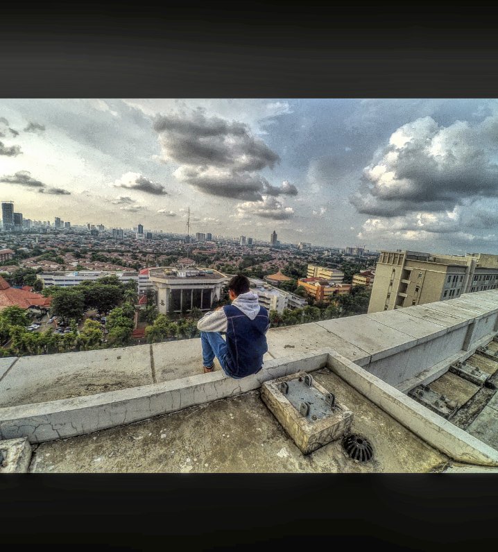 AndrieLunatic's tweet photo. Sore @apartementkalibatacity https://t.co/h8DJM7M86Z