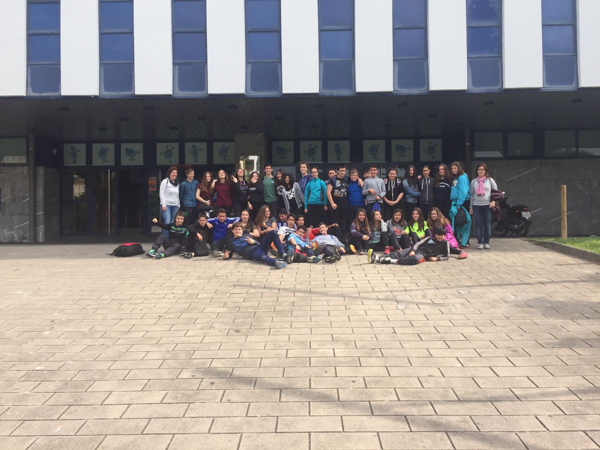 Txuri Urdin Izotz Jauregian. IRRISTATZEN!!!!