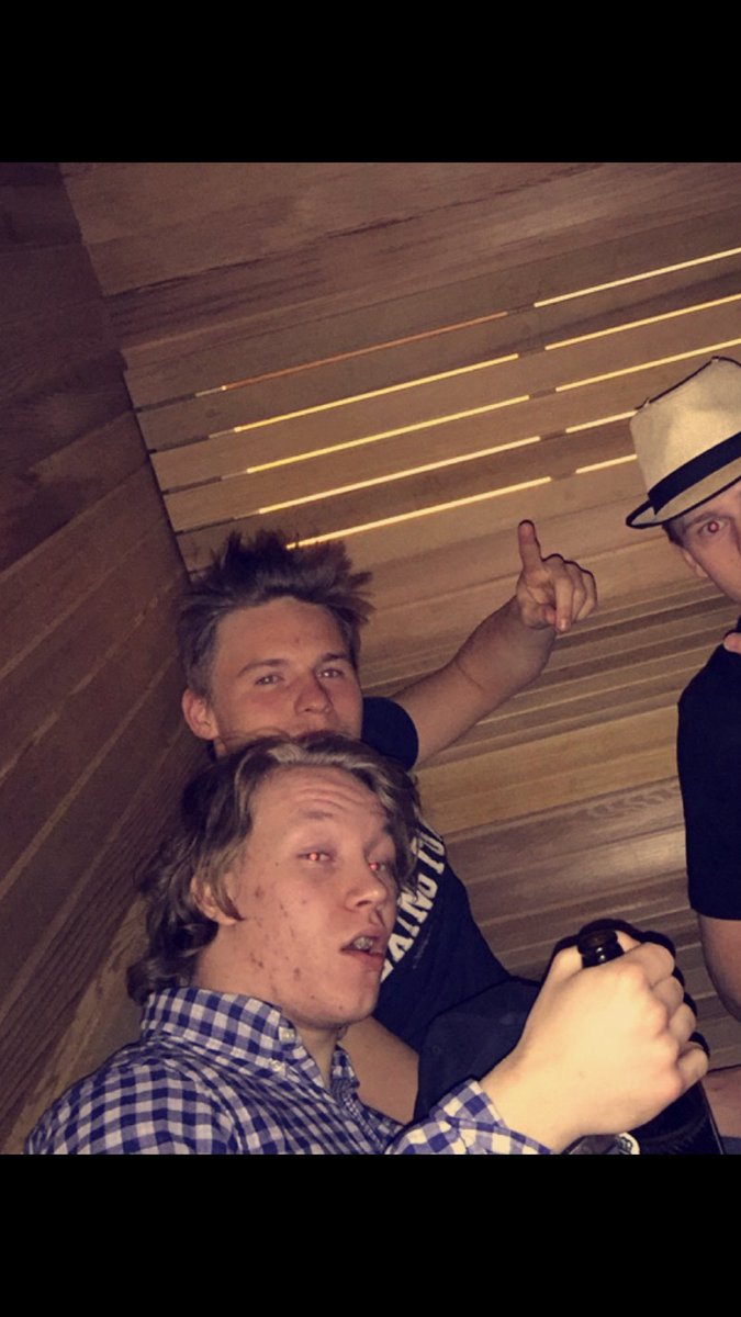 Grattis broder hoppas du är får en bra dag❤️❤️😏😏<a href="/MackanBerggren/">Marcus Berggren</a>